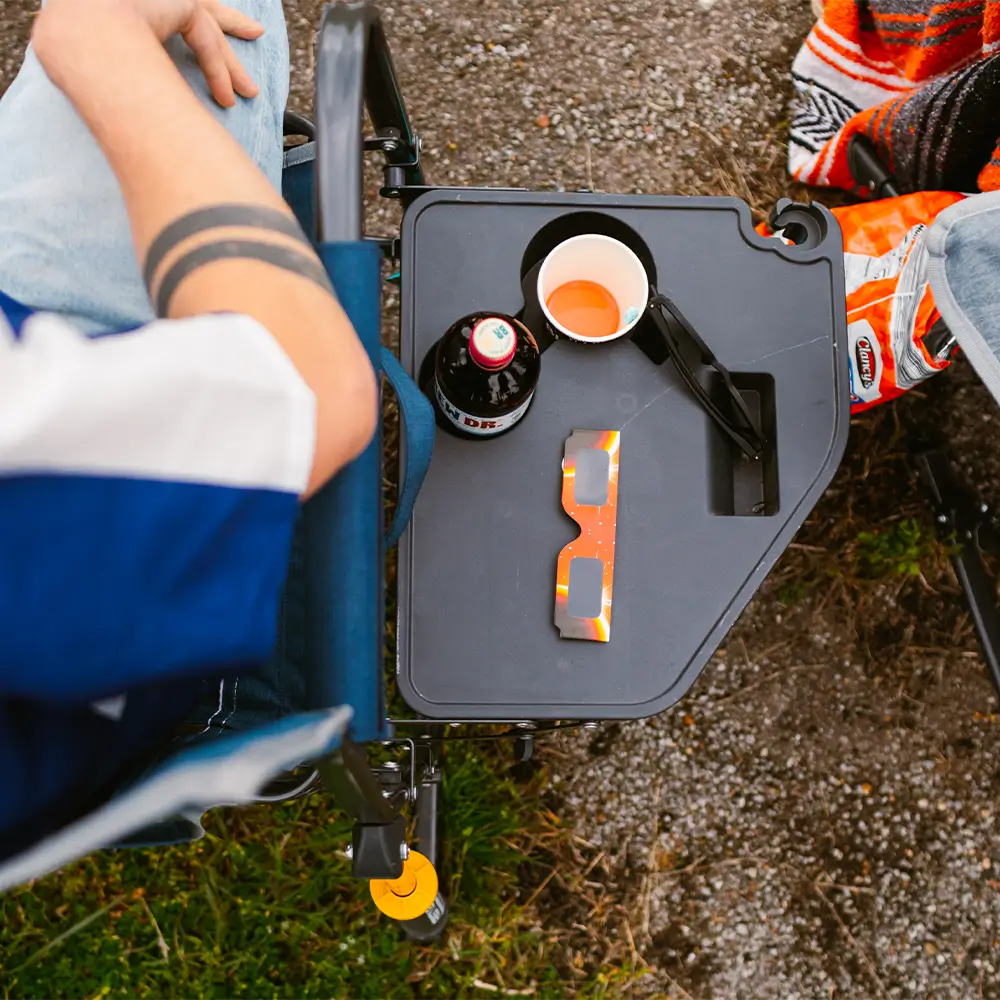 Freestyle Rocker™ with Side Table